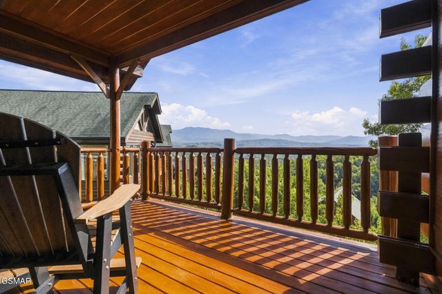 2310 Top of The World Drive, Sevierville, TN 37876