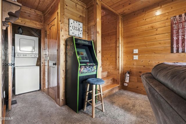 2310 Top of The World Drive, Sevierville, TN 37876