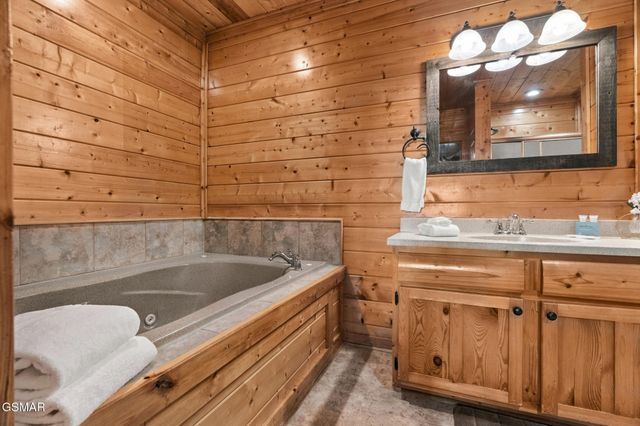 2310 Top of The World Drive, Sevierville, TN 37876