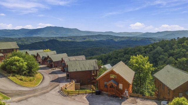 2310 Top of The World Drive, Sevierville, TN 37876