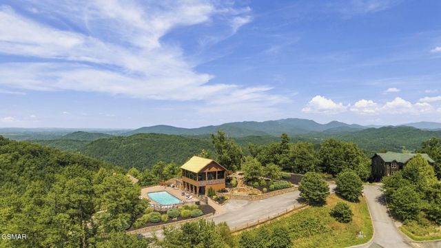 2310 Top of The World Drive, Sevierville, TN 37876