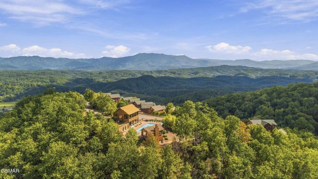 2310 Top of The World Drive, Sevierville, TN 37876