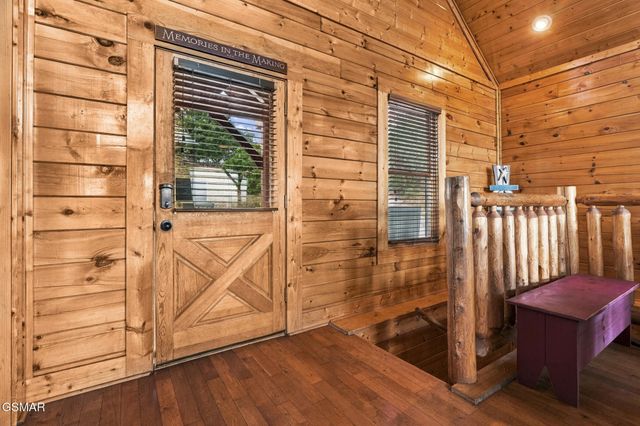 2310 Top of The World Drive, Sevierville, TN 37876