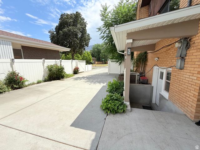 6246 S LORREEN DR, Murray, UT 84121