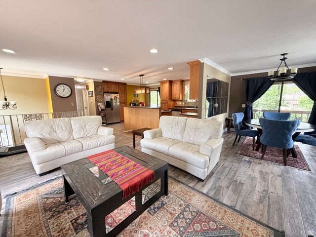 6246 S LORREEN DR, Murray, UT 84121