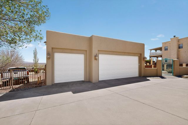 1521 Valley View Drive SW, Los Lunas, NM 87031