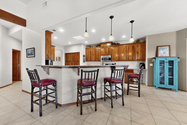 1521 Valley View Drive SW, Los Lunas, NM 87031