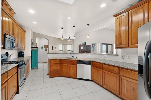 1521 Valley View Drive SW, Los Lunas, NM 87031