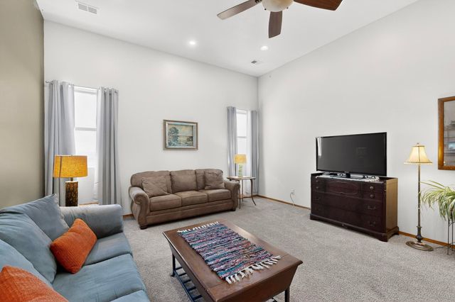 1521 Valley View Drive SW, Los Lunas, NM 87031