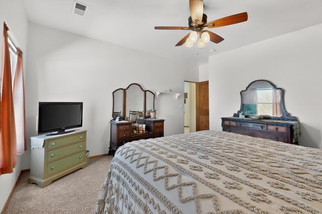 1521 Valley View Drive SW, Los Lunas, NM 87031