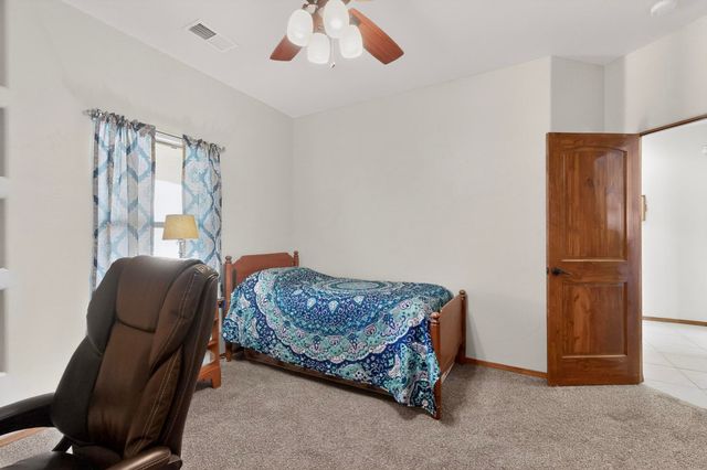 1521 Valley View Drive SW, Los Lunas, NM 87031