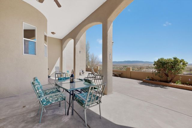 1521 Valley View Drive SW, Los Lunas, NM 87031