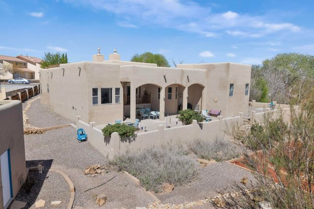 1521 Valley View Drive SW, Los Lunas, NM 87031