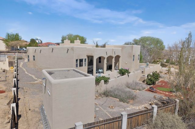 1521 Valley View Drive SW, Los Lunas, NM 87031