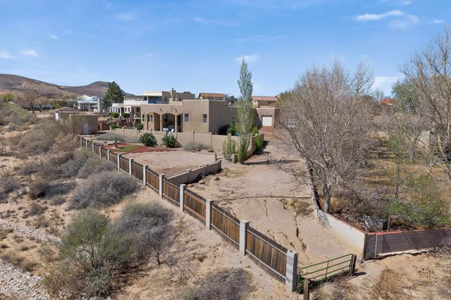 1521 Valley View Drive SW, Los Lunas, NM 87031
