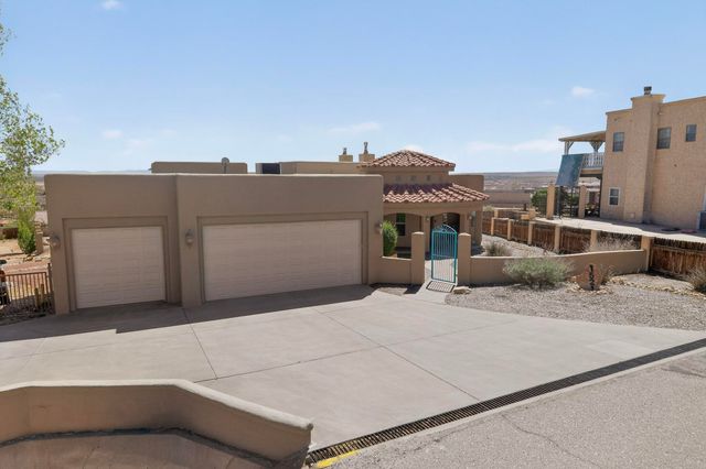 1521 Valley View Drive SW, Los Lunas, NM 87031
