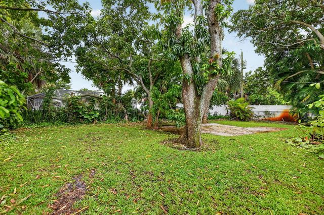 314 SW 1st Street, Boca Raton, FL 33432