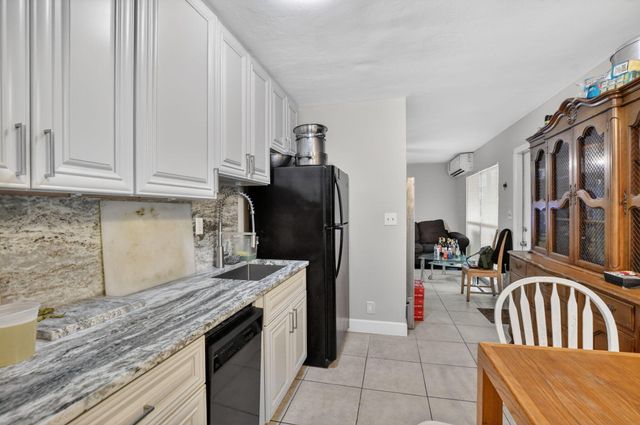 314 SW 1st Street, Boca Raton, FL 33432