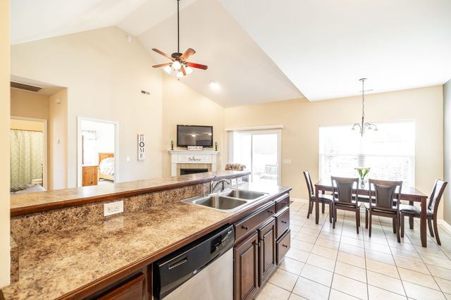 610 Indian Ridge Cir, White House, TN 37188