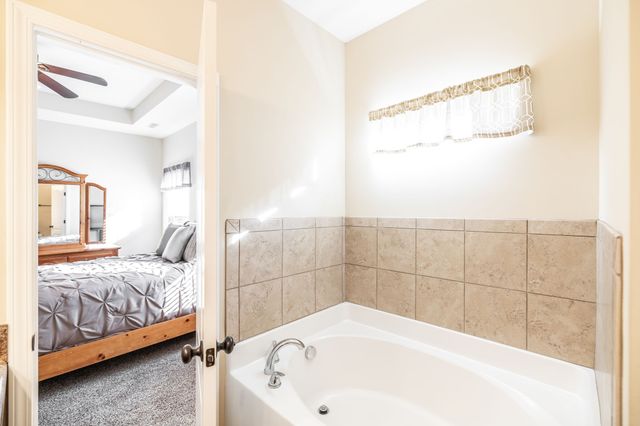 610 Indian Ridge Cir, White House, TN 37188