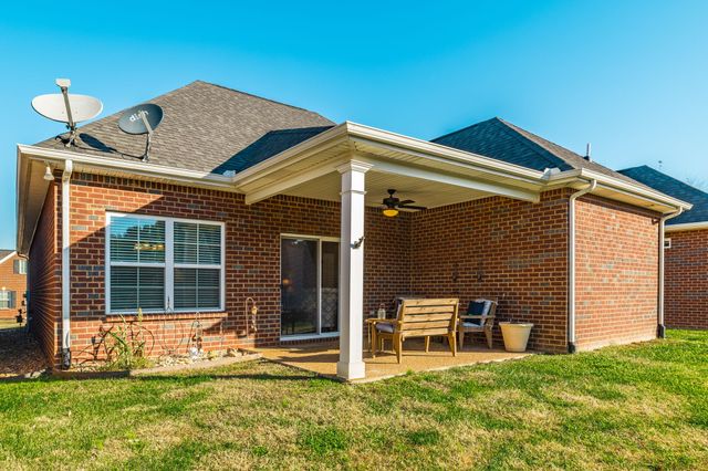 610 Indian Ridge Cir, White House, TN 37188