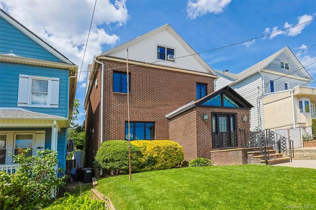 149-29 12th Road, Whitestone, NY 11357