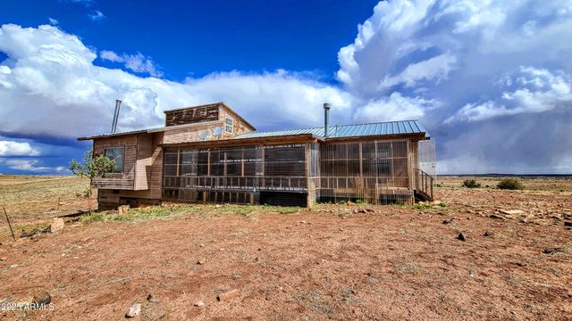 918 County Road N8446, Concho, AZ 85924