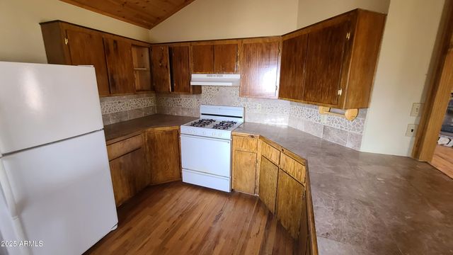 918 County Road N8446, Concho, AZ 85924