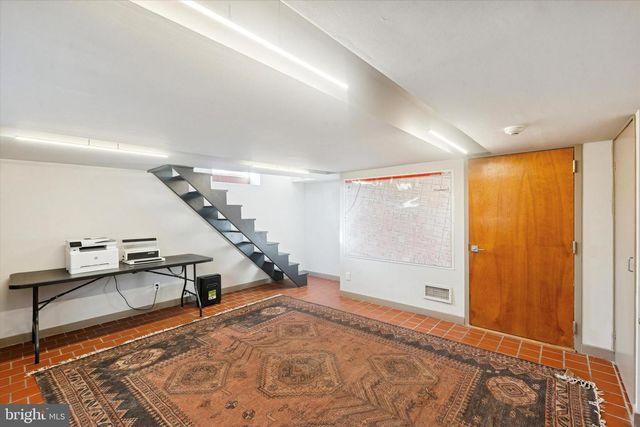 2101 LOMBARD ST, Philadelphia, PA 19146