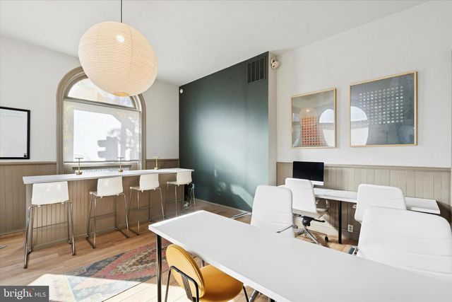 2101 LOMBARD ST, Philadelphia, PA 19146