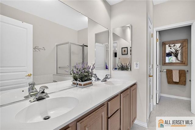 607 Waterside Boulevard 607, Monroe, NJ 08831