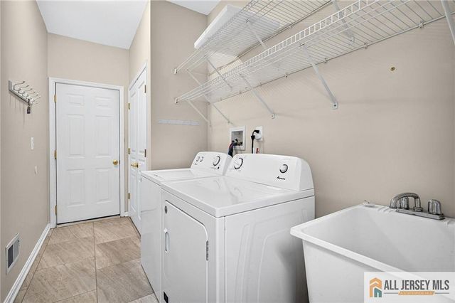 607 Waterside Boulevard 607, Monroe, NJ 08831