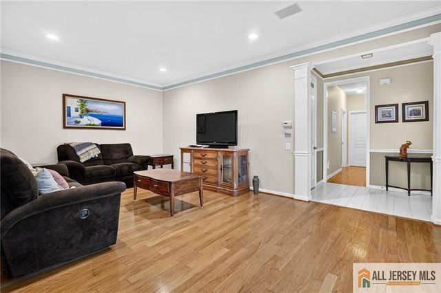 607 Waterside Boulevard 607, Monroe, NJ 08831