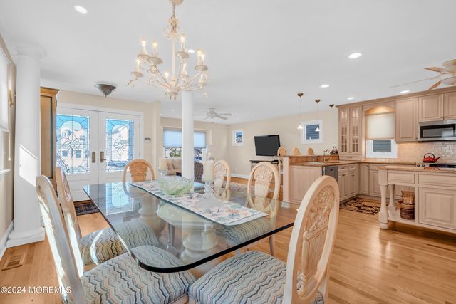 18 Meadow Avenue, Manasquan, NJ 08736