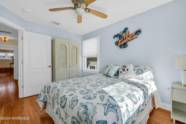 18 Meadow Avenue, Manasquan, NJ 08736