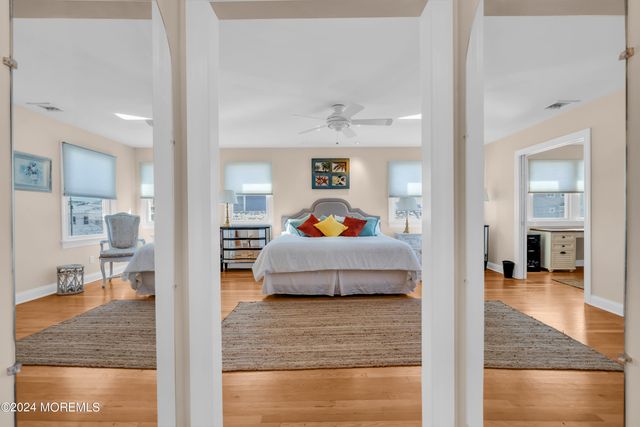 18 Meadow Avenue, Manasquan, NJ 08736