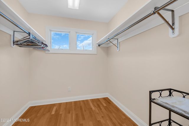 18 Meadow Avenue, Manasquan, NJ 08736