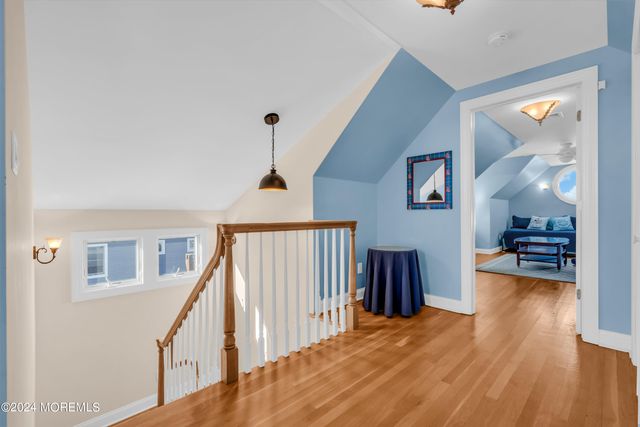 18 Meadow Avenue, Manasquan, NJ 08736