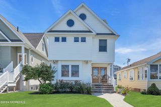 18 Meadow Avenue, Manasquan, NJ 08736
