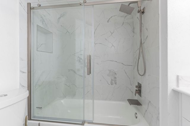 4444 Victory Drive Drive 1108, Houston, TX 77088