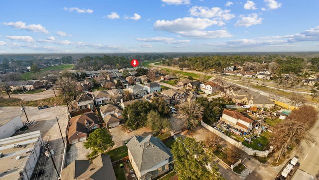 4444 Victory Drive Drive 1108, Houston, TX 77088