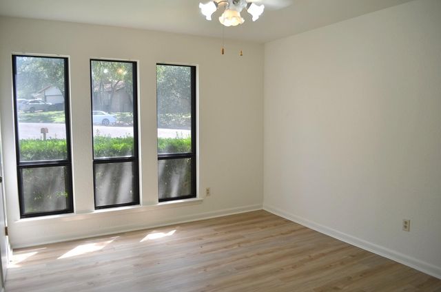 12800 Stepping Stone CV, Austin, TX 78727