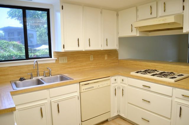 12800 Stepping Stone CV, Austin, TX 78727