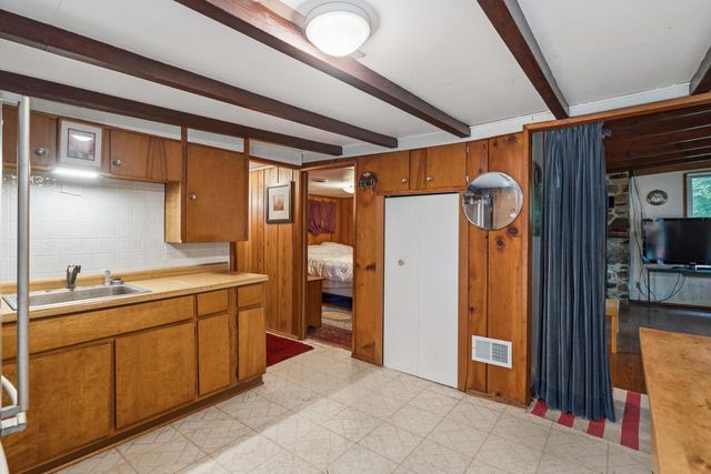 N2220 Foster ROAD S, Oostburg, WI 53070