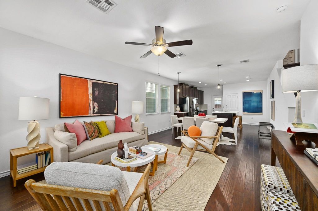 5400 Golden Canary LN 49, Austin, TX 78723