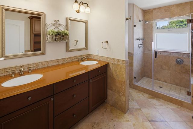 1102 Drake Ct, Roseville, CA 95661
