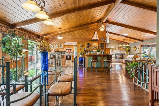 901 Nesthorn, Crestline, CA 92325