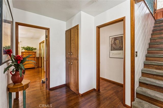 901 Nesthorn, Crestline, CA 92325
