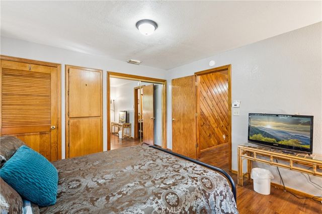 901 Nesthorn, Crestline, CA 92325