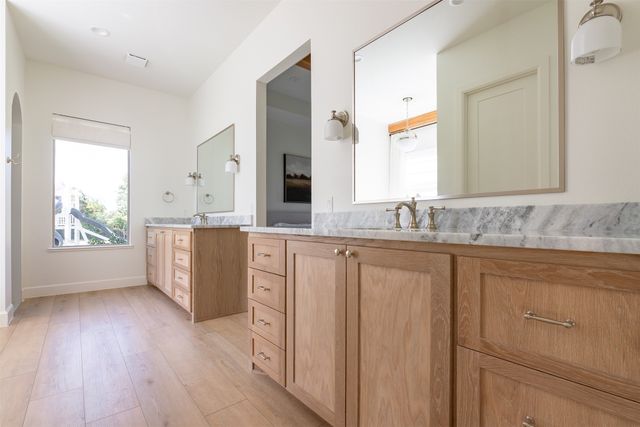 631 San Saba W, Midlothian, TX 76065